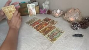 Leia mais sobre o artigo ✨🦋 Lectura EXTENSA. Análisis de la relación 🦋✨ Tarot interactivo