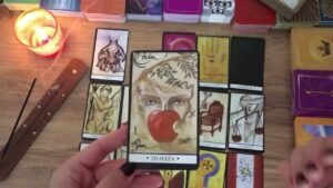 Leia mais sobre o artigo Aklımdaki Kişi Ve Ben Tarot Açılımı 💘 Sürpriz Gelişmeler… Güzel Enerjiler 💯♥️