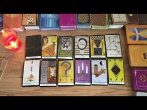 Leia mais sobre o artigo Aklımdaki Kişi Tarot Açılımı 💘 İlahi Adalet Sağlanacak Mı? Neler Olacak?