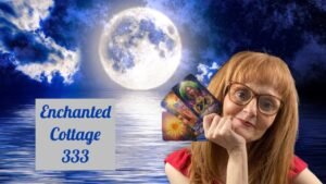 Leia mais sobre o artigo ALL 🔥 SIGNS! WHATEVER COMES OUT! TAROT READING AUGUST 2023!