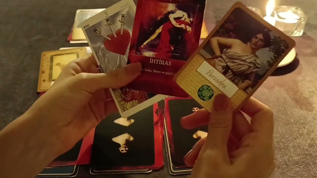 No momento, você está visualizando Kalbindeki Kişi Derin Bilinçaltı Senle İlgili Düşünceleri Tarot Yorumu 🧚🏻♀️