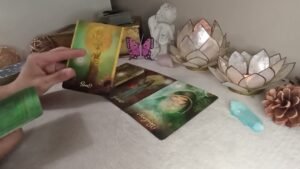 Leia mais sobre o artigo ✨🦋¿Qué se ve en tu destino?🦋✨Tarot interactivo