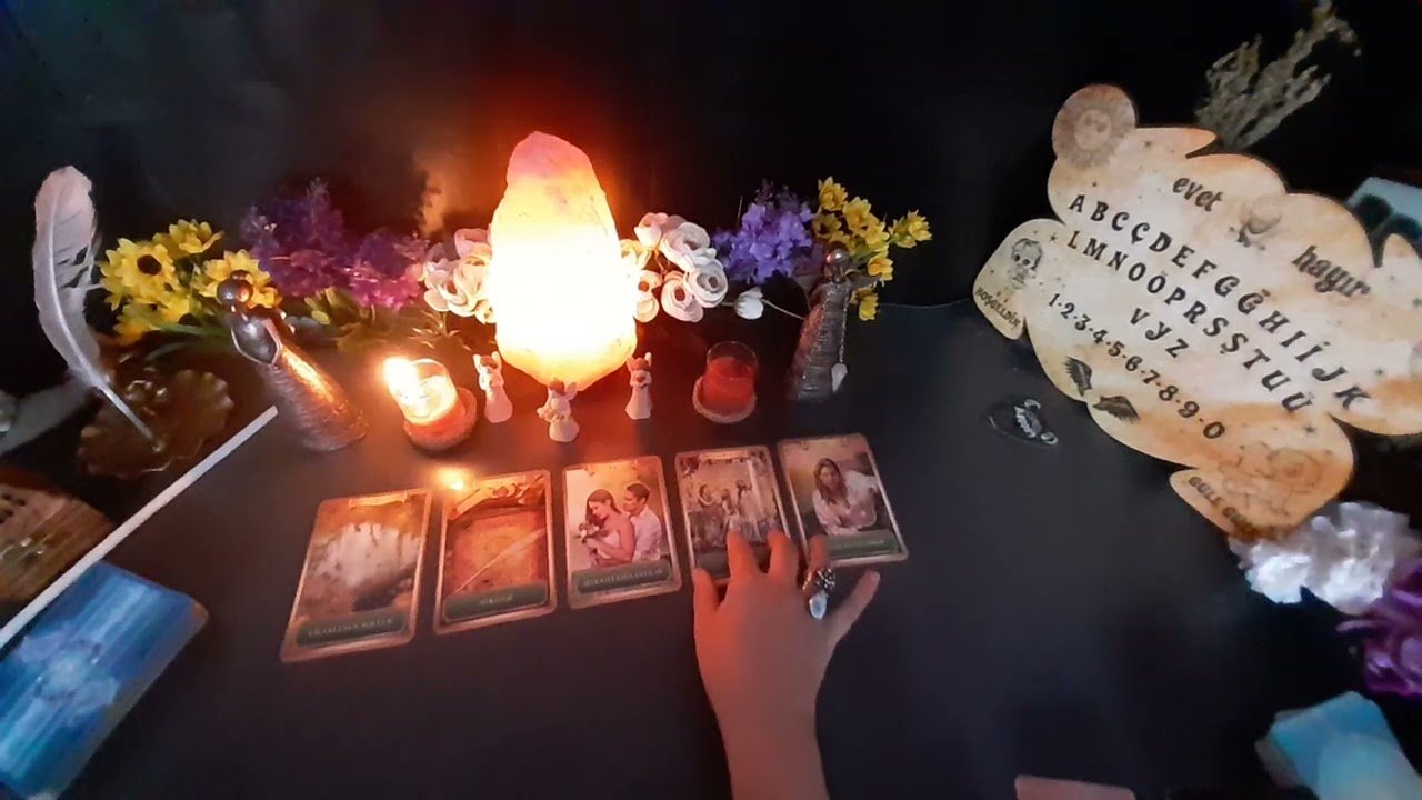 No momento, você está visualizando Şuanın enerjilerinde aklınızdaki kişinin size olan düşünceleri/anlık tarot okuması