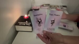 Leia mais sobre o artigo SUFLETUL VOSTRU PERECHE/GEAMAN SE GANDESTE INTENS DE MULT LA VOI