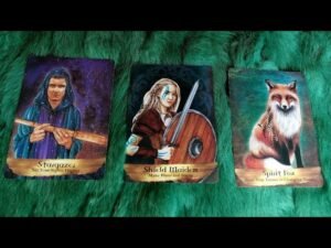 Leia mais sobre o artigo TỔ TIÊN MUỐN CHO BẠN BIẾT ĐIỀU GÌ VỀ TƯƠNG LAI SẮP TỚI ?@EvelynTarot