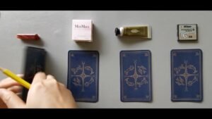 Leia mais sobre o artigo tarot: chọn tụ bài: họ cảm thấy sao khi thấy bạn bên người mới?