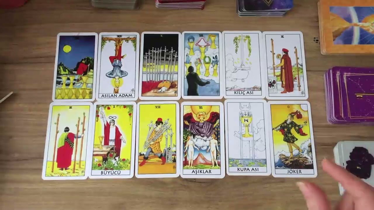 No momento, você está visualizando Yasak Ve Karmaşık İlişkiler 🍭 ZOR AŞK 🍭 Aklımdaki Kişi Tarot Açılımı🦋