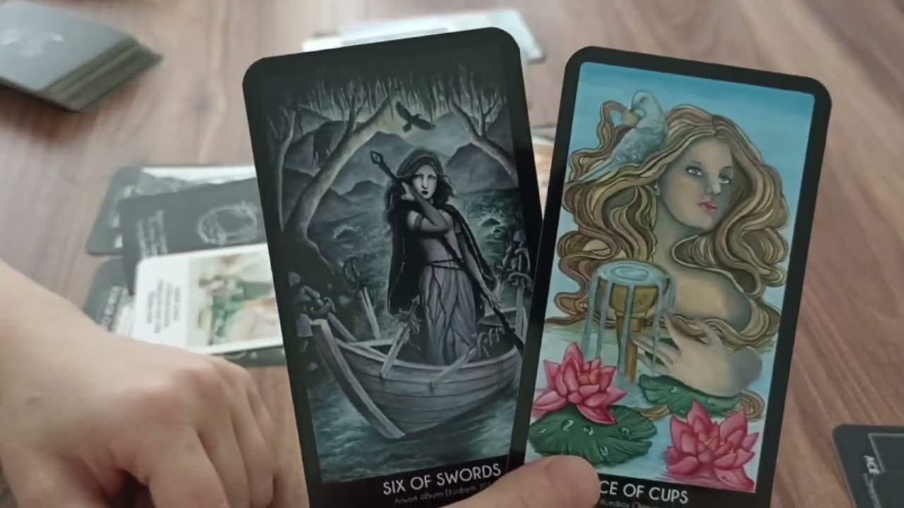 No momento, você está visualizando Aklımdaki Kişi Kelt Açılımı Tarot