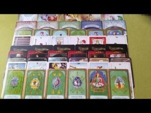 Leia mais sobre o artigo Aklımdaki Kişi/ Seninle İlgili Hisleri/ Düşüncesi/ Eylemi/ Seni Nasıl Görüyor💯🧿#tarot #tarotfalı