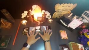 Leia mais sobre o artigo 🔮Anlık enerjilerde 💖aklımdaki kişinin bana olan düşünceleri💖