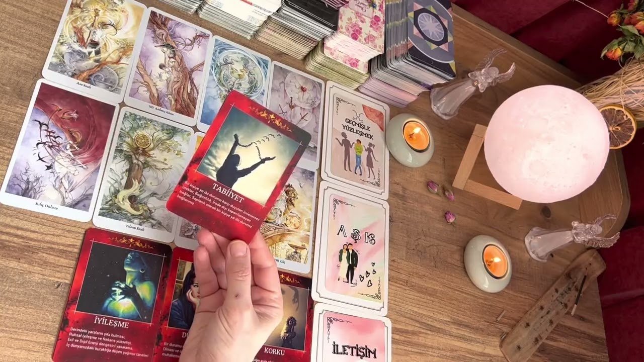 No momento, você está visualizando Duygusu 🐬 Düşüncesi 🐬 Eylem Planı…? Aklımdaki Kişiye Dair Her Şey? Tarot Açılımı 💞