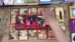 Leia mais sobre o artigo Geçmiş 💞 Gündem 💕 Yakın Gelecek? Aklımdaki Kişiye Dair Her Şey? Bizi Neler Bekliyor?🔮