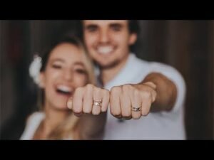 Leia mais sobre o artigo HẠNH PHÚC TRONG TÌNH YÊU (Nữa Cuối Tháng 9) Blue Sky Healing Tarot