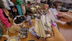 Leia mais sobre o artigo Love story❤️❤️dla kobiet. Co to się wyprawia? dziewczyny wachlarz, gdzie mój wachlarz…