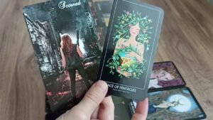 Leia mais sobre o artigo Sen Ne Görüyorsun? O Ne Hissediyor? Tarot