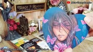 Leia mais sobre o artigo ✨Sus Palabras en Medio del Silencio❣Esto es Lo que Quisiera Decirte en estos Momentos😳💌 #tarot