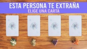 Leia mais sobre o artigo TE DIGO QUIÉN TE EXTRAÑA – Esta persona te echa de menos – Elige una carta
