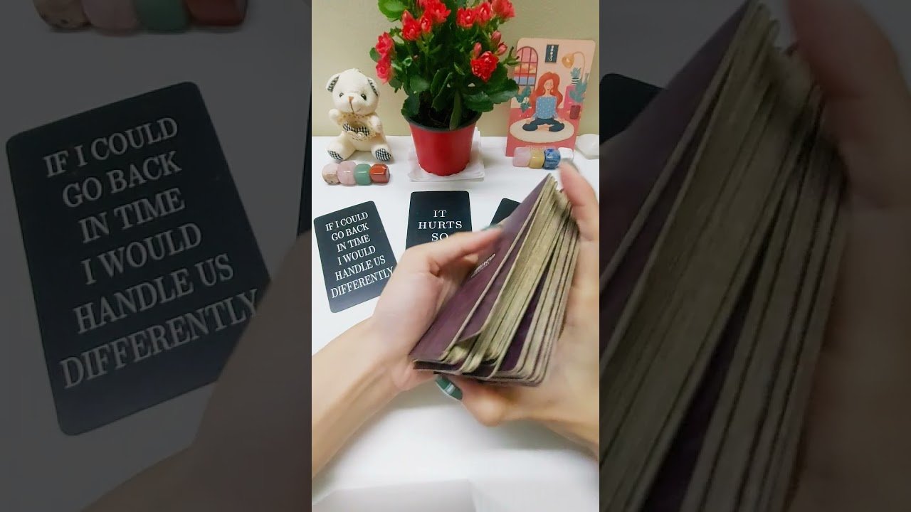 No momento, você está visualizando Trải bài ngắn | Họ muốn nói gì với bạn? | Lena Tarot