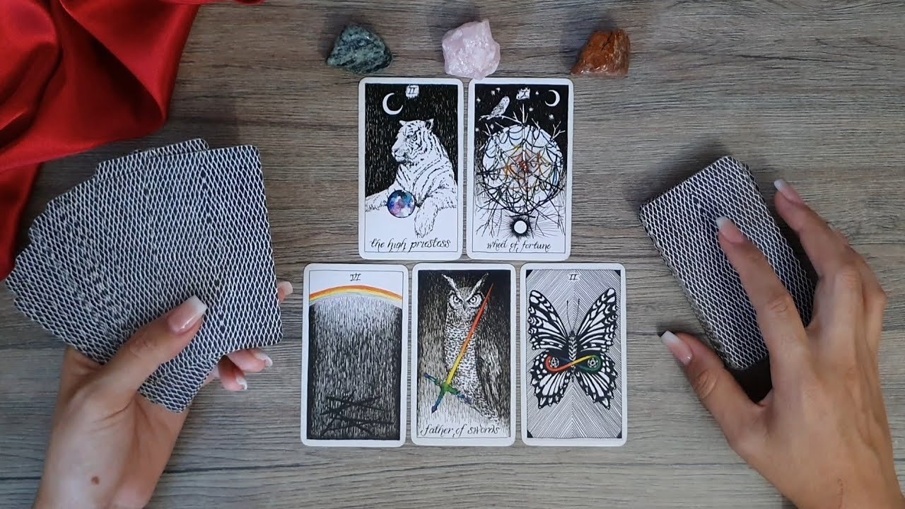 No momento, você está visualizando 🔴 ELE(A) PENSA QUE VOCÊ TEM OUTRO(A)? | Tarot Responde