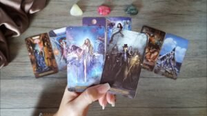 Leia mais sobre o artigo 🔴 ELE(A) PENSOU EM VOCÊ HOJE? | Tarot Responde