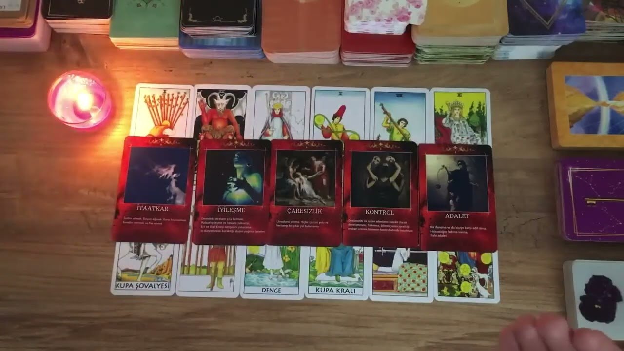 No momento, você está visualizando Aklımdaki Kişi Detaylı Tarot Açılımı 💯 Duygusu, Düşüncesi, Eylem Planı Nedir? 💍