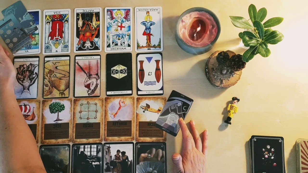 No momento, você está visualizando Aklımdaki kişi gerçekte ne yapmak istiyor? #seçmeli #zamansız #desteseç #tarot