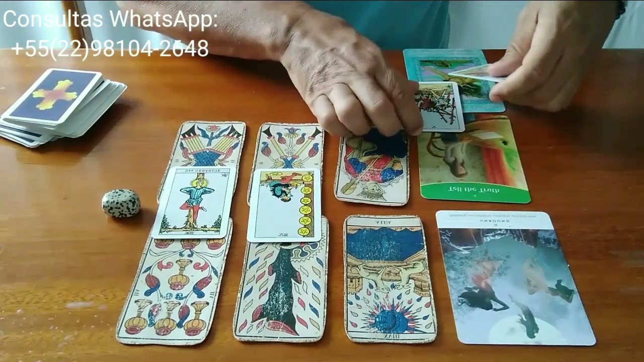 No momento, você está visualizando Alguém se deu conta de que está perdendo você. Por isso, quer conversar definitiva com você.#tarot