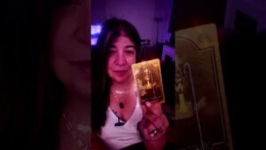 Leia mais sobre o artigo Daily Tarot. Celebration.  October 8th