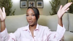 Leia mais sobre o artigo LEO | THE “RESURGENCE” OF THE NEW YOU DOESN’T ALLOW FOR A LOW VIBRATIONAL LOVE | NOV 2023