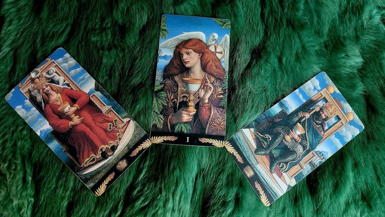 No momento, você está visualizando MÓN QUÀ TÌNH YÊU VŨ TRỤ SẮP DÀNH CHO BẠN LÀ AI? @EvelynTarot