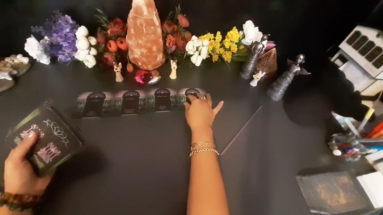No momento, você está visualizando Ondan duymanız gerekenler var/Aklınızdaki kişinin size söylemek isteyip te söyleyemedikleri ne/Şu an