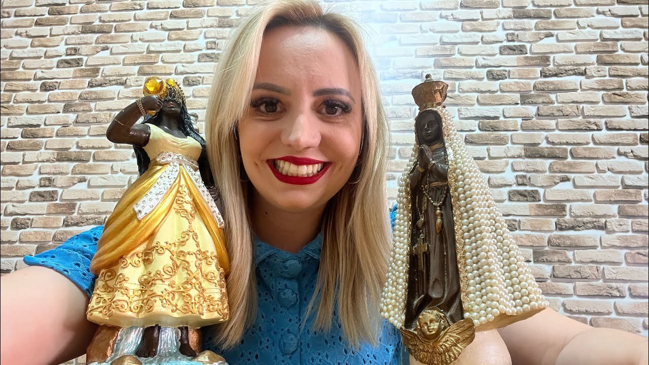 No momento, você está visualizando OXUM (Padroeira do Brasil) desvenda REVIRAVOLTA numa Situação envolvendo seu NOME!