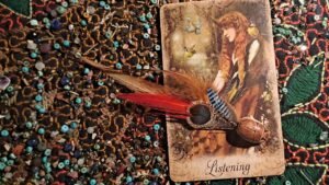 Leia mais sobre o artigo Tarot 🌚⚖️