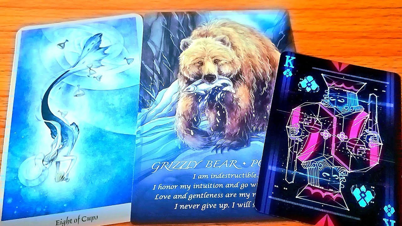 No momento, você está visualizando TRONG TÂM TRÍ CỦA HỌ / TAROT READING