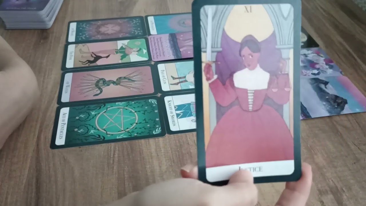 No momento, você está visualizando Yakın Gelecekte Seni Neler Bekliyor?🧿Tarot