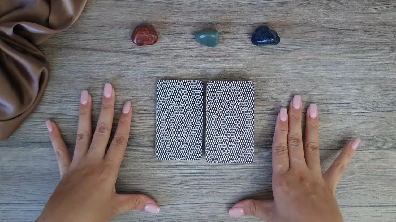 No momento, você está visualizando 🔴 ELE(A) PENSOU EM VOCÊ HOJE? O QUE PENSOU? | Tarot Responde