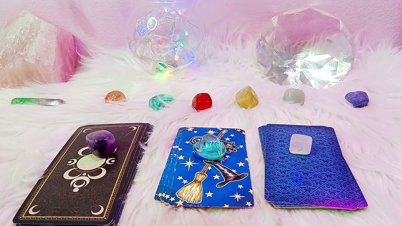 No momento, você está visualizando BẠN Ở HIỆN TẠI VÀ TƯƠNG LAI SẼ LÀ NGƯỜI NHƯ THẾ NÀO? – LÂM SAO TAROT #tarot