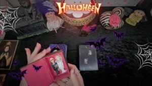 Leia mais sobre o artigo 🎃🕸🦇Especial Halloween🧛‍♀️🖤🧛Lectura Extensa Con Sus Miedos/Intenciones/Pesadillas…🧟‍♂️🐈‍⬛Tarot Amor