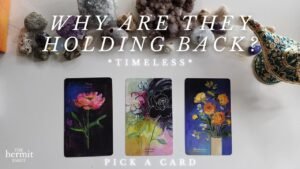 Leia mais sobre o artigo Why Are They Holding Back? 😓💔 *timeless* Pick A Card Tarot Reading