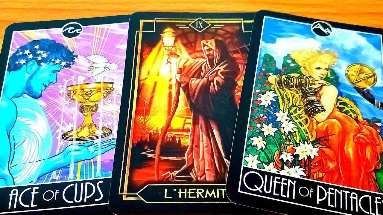 No momento, você está visualizando CÓ BAO NHIÊU NGƯỜI THẤY BẠN RẤT HẤP DẪN VÀ CUỐN HÚT / TAROT READING