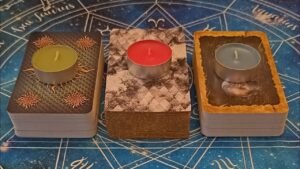 Leia mais sobre o artigo Czy On / Ona do Ciebie wróci? 💞🤔 (Czytanie Bezterminowe⌛️): Wybierz Talie i sprawdź! 🃏🎴🀄️