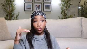 Leia mais sobre o artigo LEO | SOMEONE’S CUT-OFF GAME IS TOP TIER. THE REFINED YOU NO LONGER ACCEPTS THE MINIMUM | DEC 2023