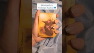 Leia mais sobre o artigo Messages from Archangel Michael 💙👼🏼 #oraclecards #oraclereading #tarot #tarotreading #affirmations