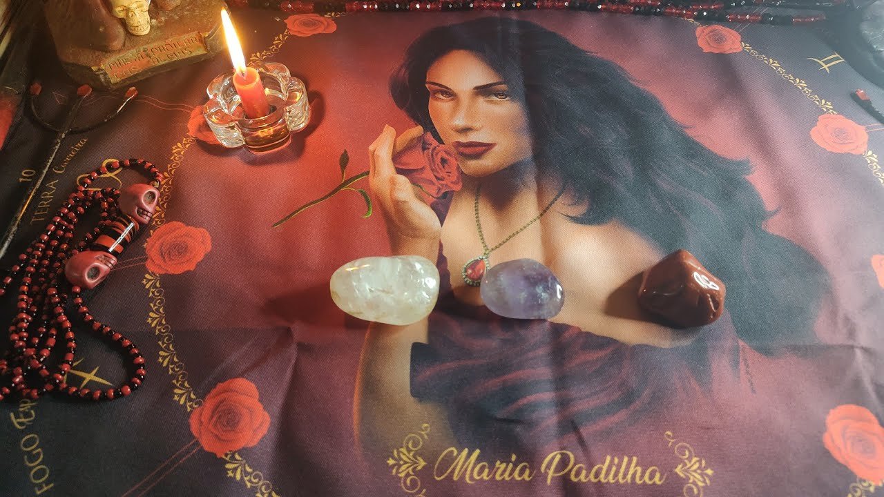 No momento, você está visualizando O que vem no amor em 2024? #MariaPadilha #Amor #Tarot (transmitido ao vivo!)