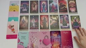 Leia mais sobre o artigo Tam Şu Anda Neler Hissediyor? Tarot
