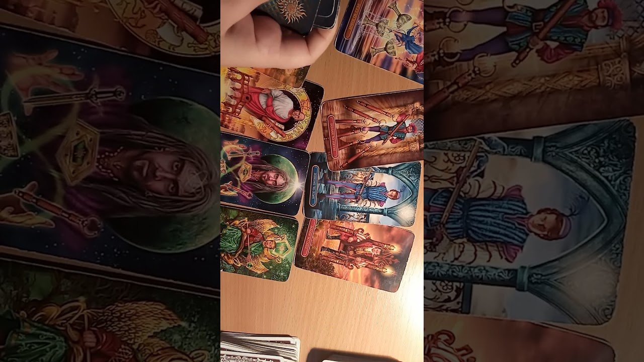 No momento, você está visualizando Tarot – Nézd!!!Az újév hozza el a szerelmet – pakliválasztós