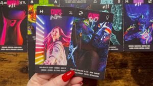 Leia mais sobre o artigo THIS PERSON IS COMING BACK TO FIGHT FOR YOUR LOVE 💍 MAJOR AWAKENING ON WHO YOU REALLY ARE❣️