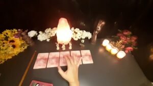 Leia mais sobre o artigo ❤Aklımdaki/Kalbimdeki kişi ❤bana karşı ne hissediyor/Beni seviyor mu?