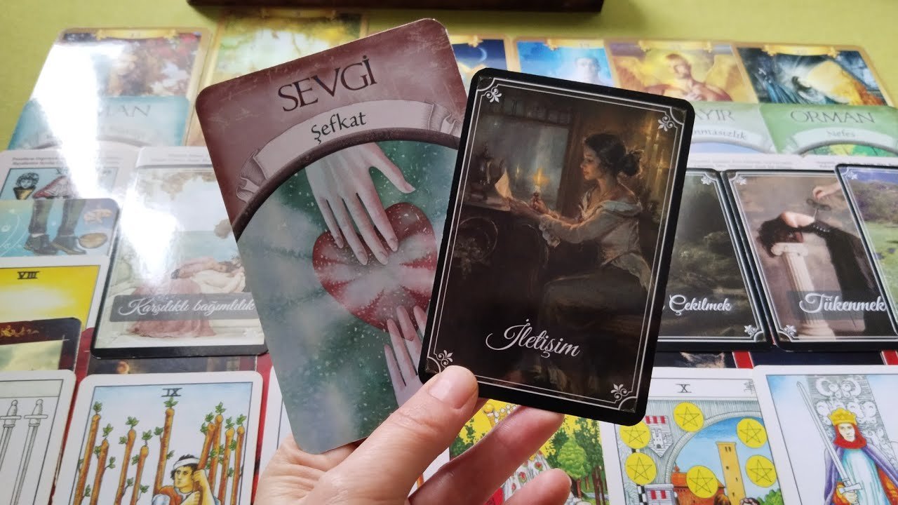 No momento, você está visualizando AKLIMDAKİ KİŞİ❤ 🧿BUGÜN SENİNLE İLGİLİ NE HİSSEDİYOR❤ 🧿💯#tarotfalı #aklımdakikişihakkımdanedüşünüyor