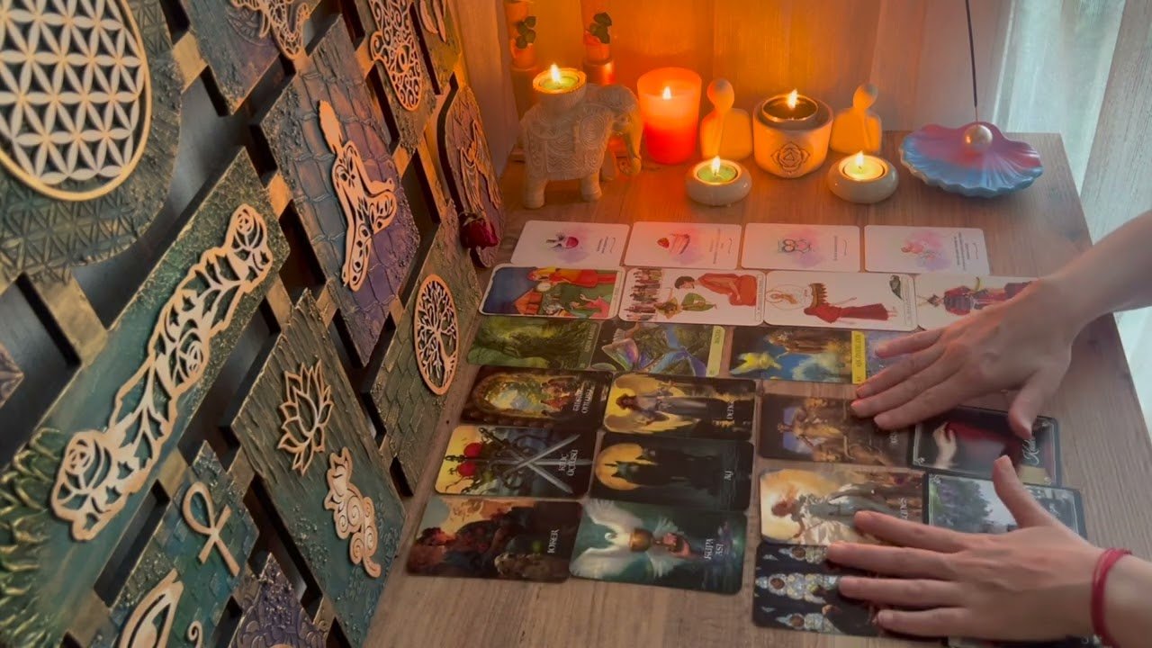 No momento, você está visualizando İlahi Adalet Tecelli Edecek Mİ? 💯 Aklımdaki Kişi Tarot Açılımı ✔️♥️